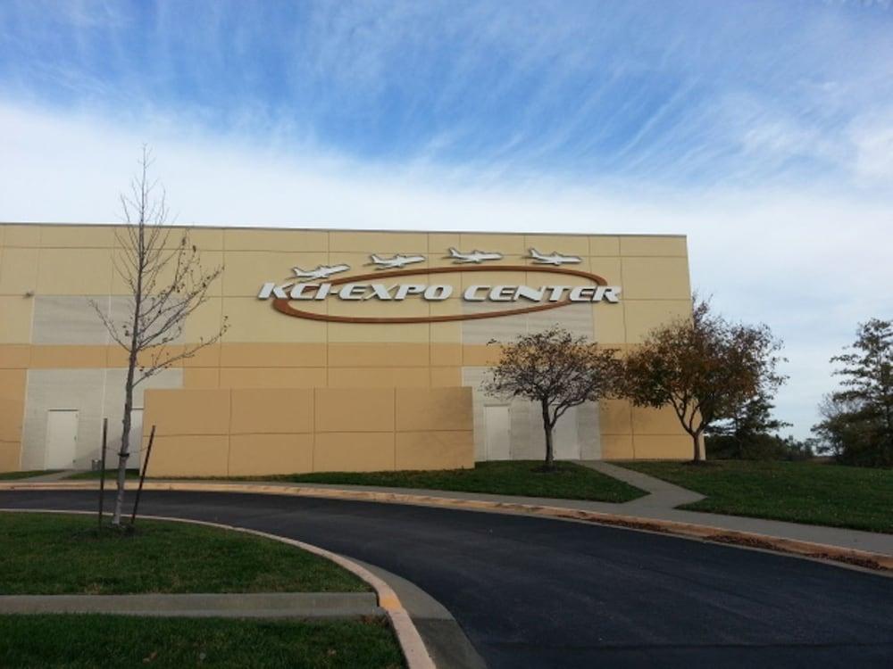 Super 8 By Wyndham Kansas City Airport North Bagian luar foto