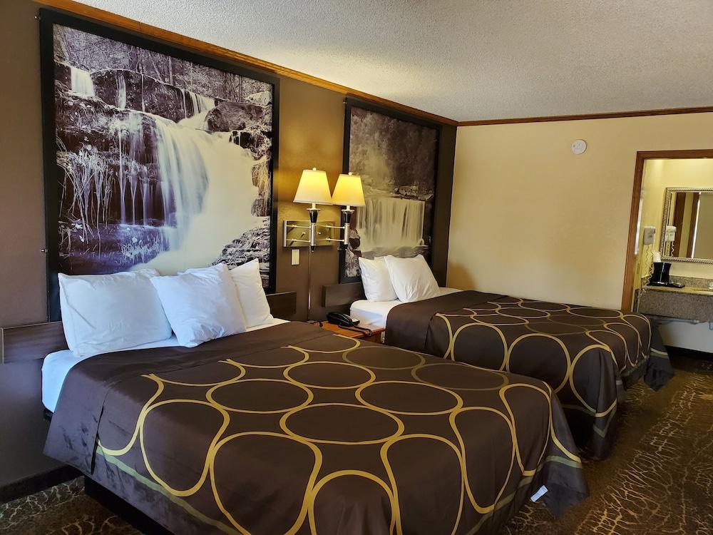 Super 8 By Wyndham Kansas City Airport North Bagian luar foto
